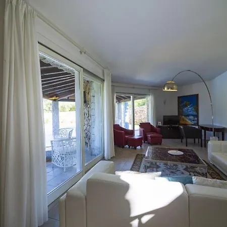 Resort Nicolaus Prime Pool -
