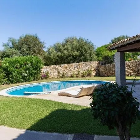 Nicolaus Prime Pool - Resort